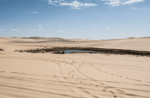 Bir Wahed和锡瓦绿洲周围的沙丘