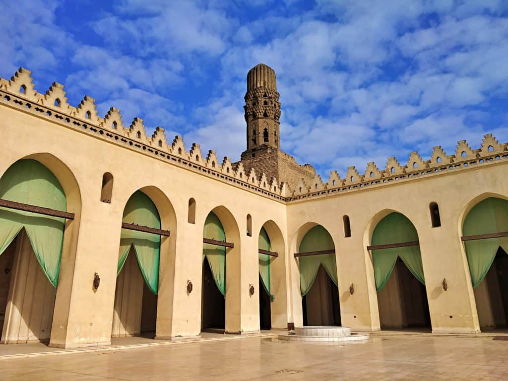 El Moez街的Al Hakim清真寺
